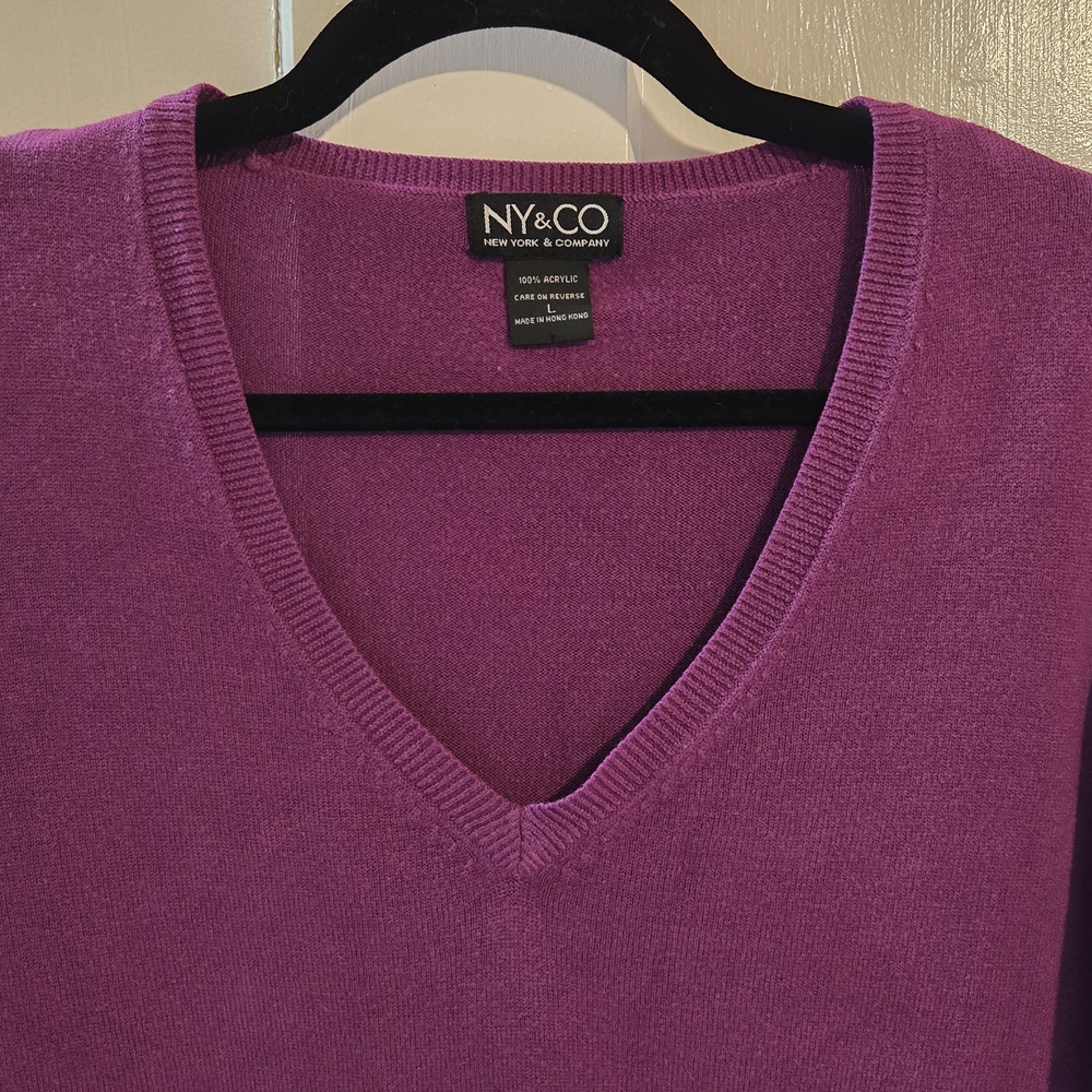 New York & Company Pinkish Purple Sweater, Size Large, Soft, Lightweight, Warm - Picture 3 of 6